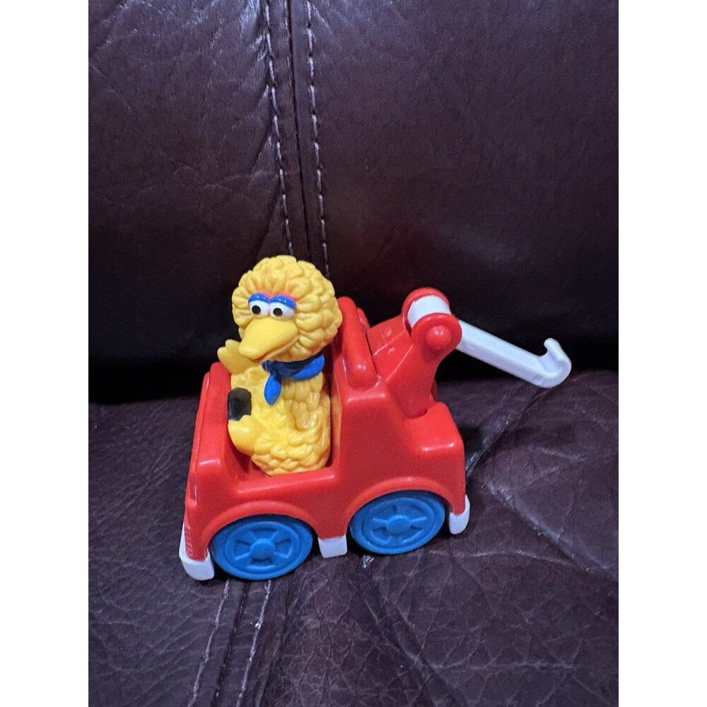 Vintage Sesame Street Big Bird TYCO 1993 Car Red Tow Truck
